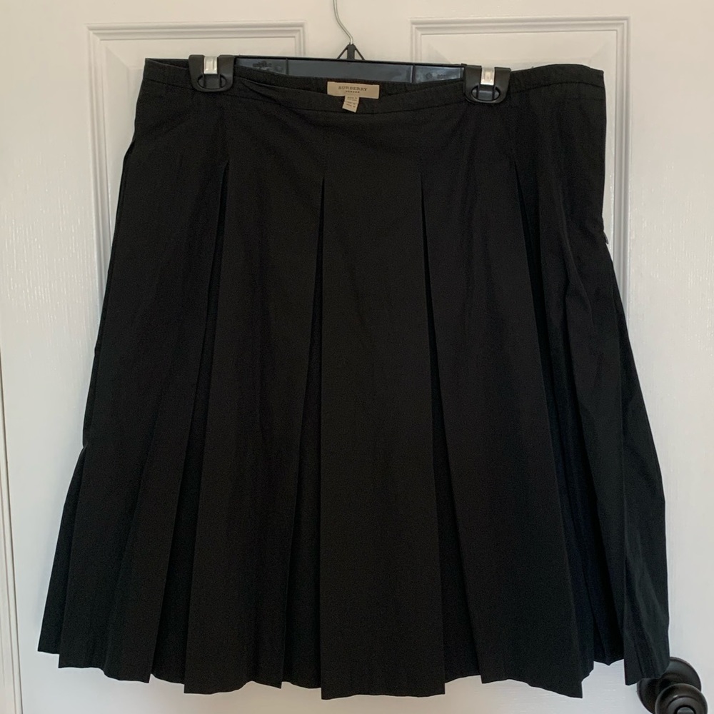 Black Burberry knee length skirt